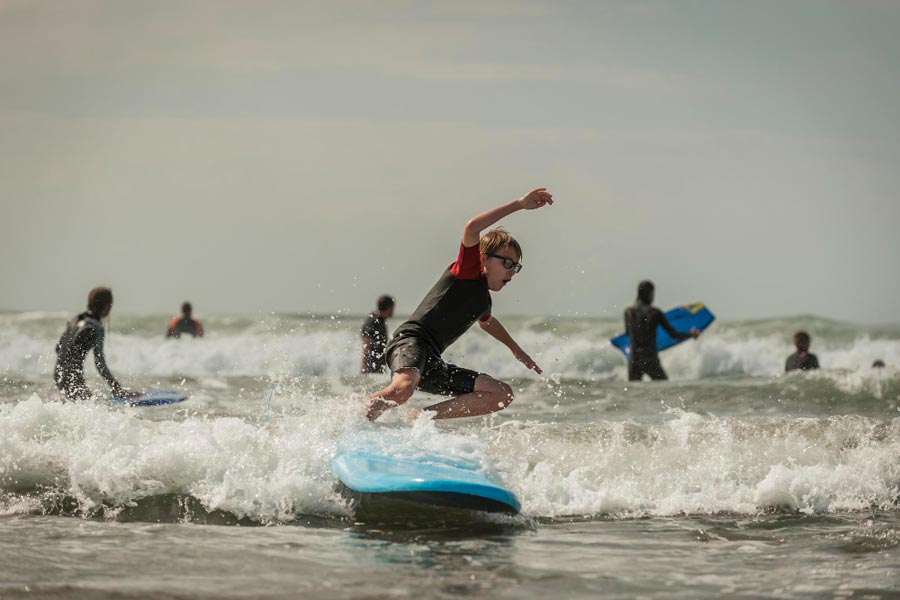 Surfing vs skimboarding